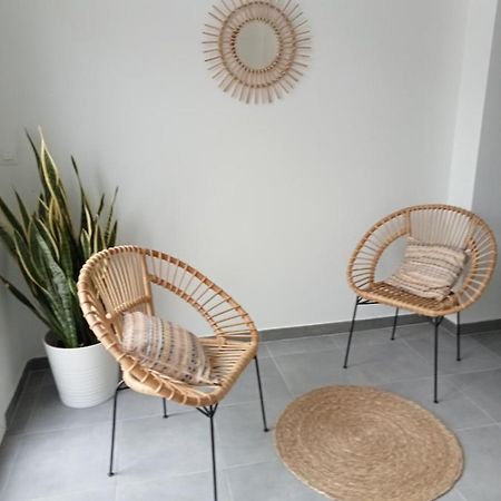 Apartmán Chez Jean.Mi Millas Exteriér fotografie